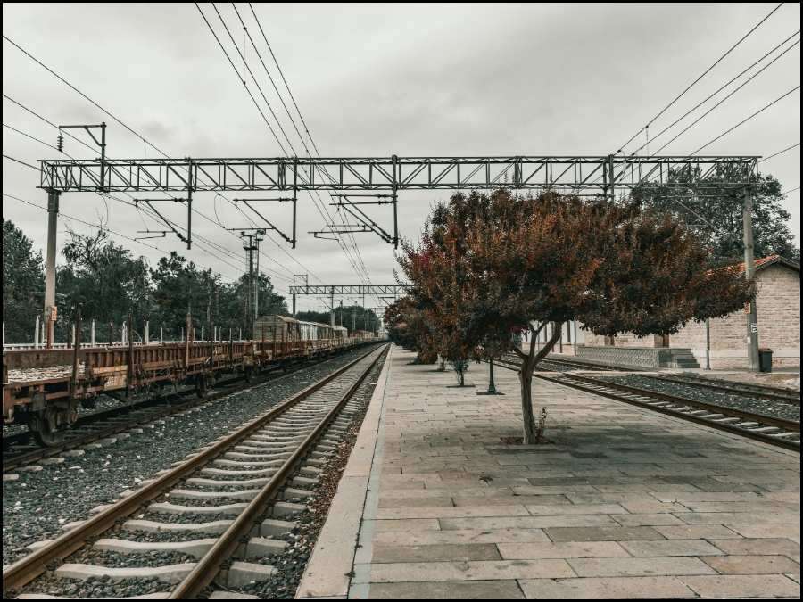 रेलवे स्टेशनों