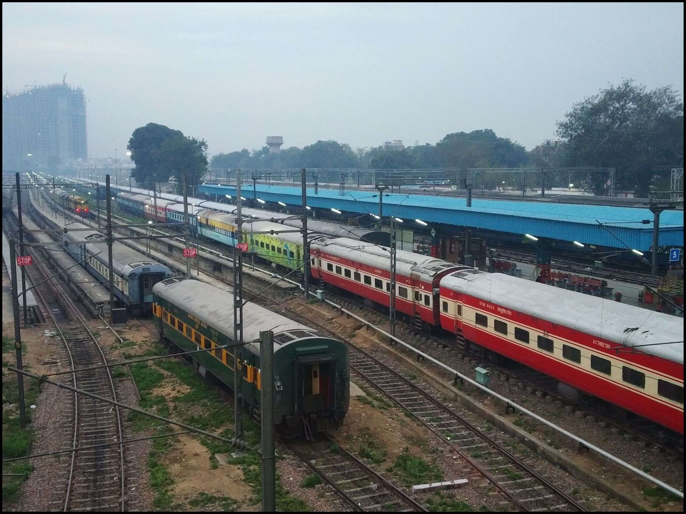 रेलवे स्टेशन