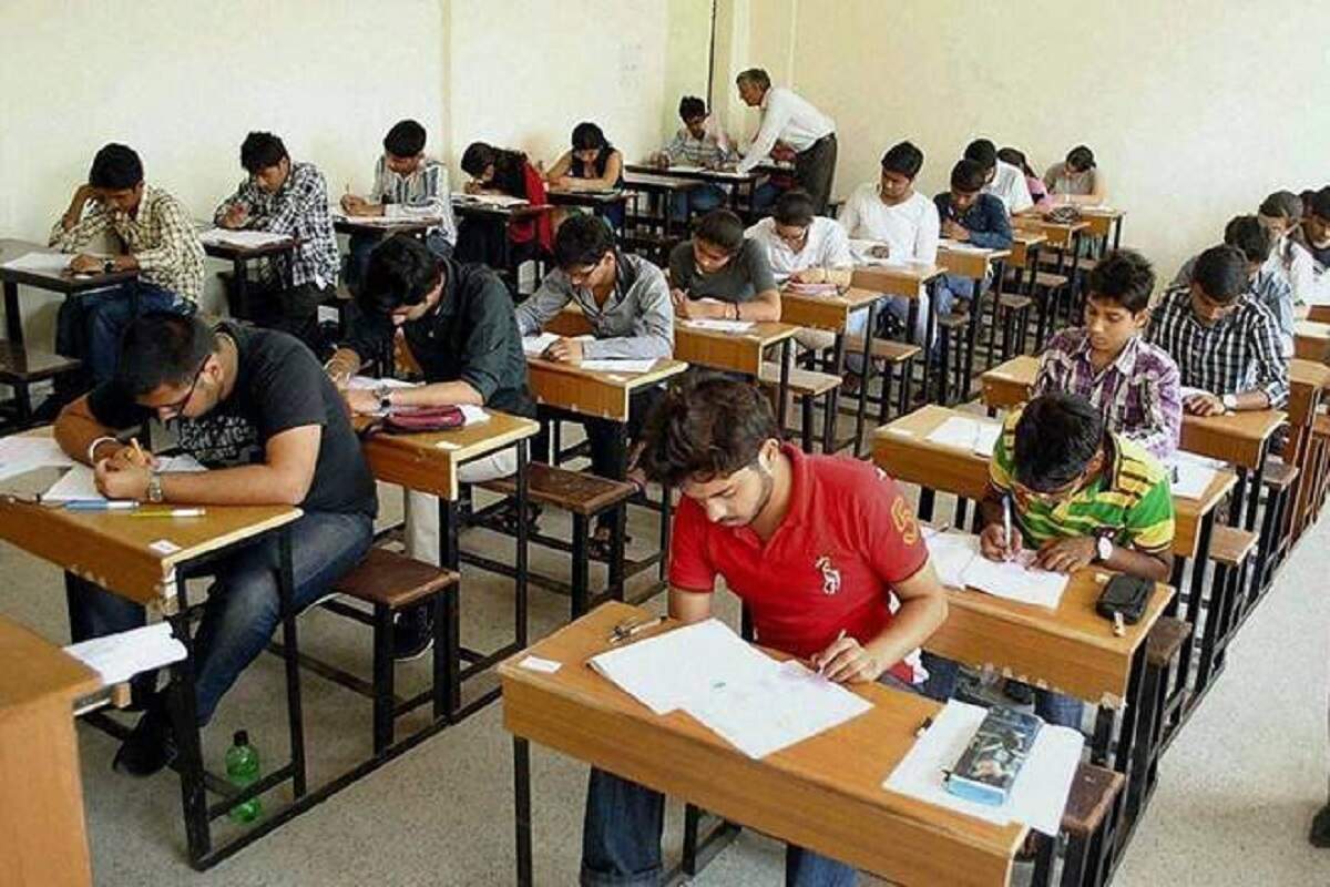 Haryana News: हरियाणा CET परीक्षा, जुड़वा परीक्षार्थियों ने बढ़ाई मुश्किलें