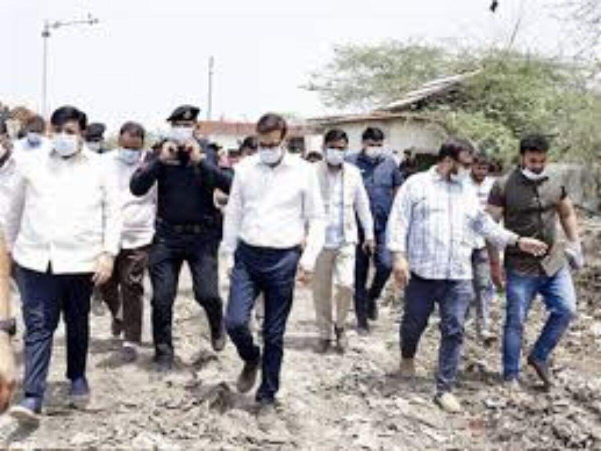 Haryana News: ULB मंत्री विपुल गोयल पहुंचे बंधवाड़ी कचरा प्रबंधन साइट, दिए सफाई और सौंदर्यीकरण को लेकर जरूरी निर्देश