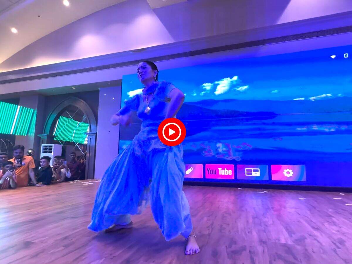 SAPNA DANCE